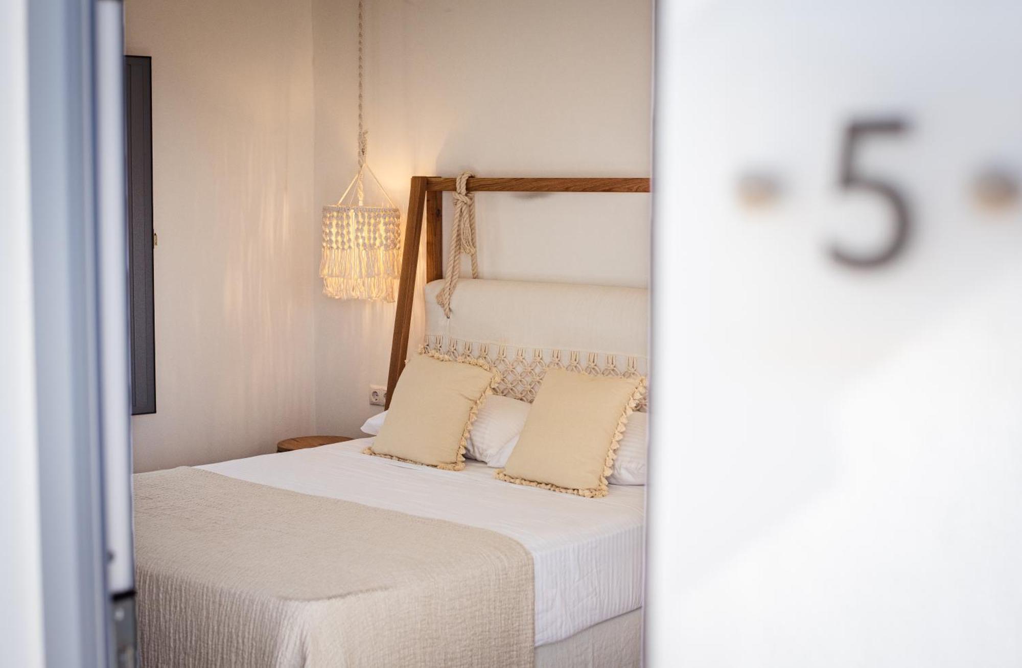Anais Of Naxos Hotel Agia Anna  ภายนอก รูปภาพ
