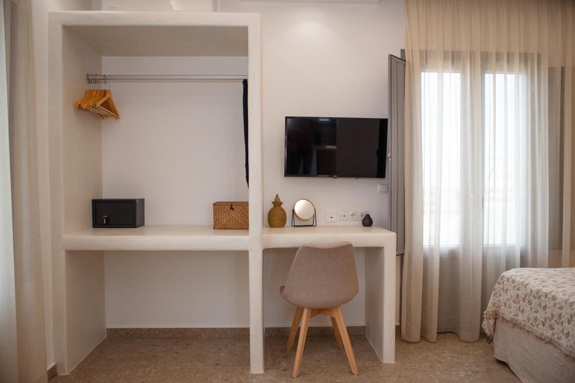 Anais Of Naxos Hotel Agia Anna  ภายนอก รูปภาพ