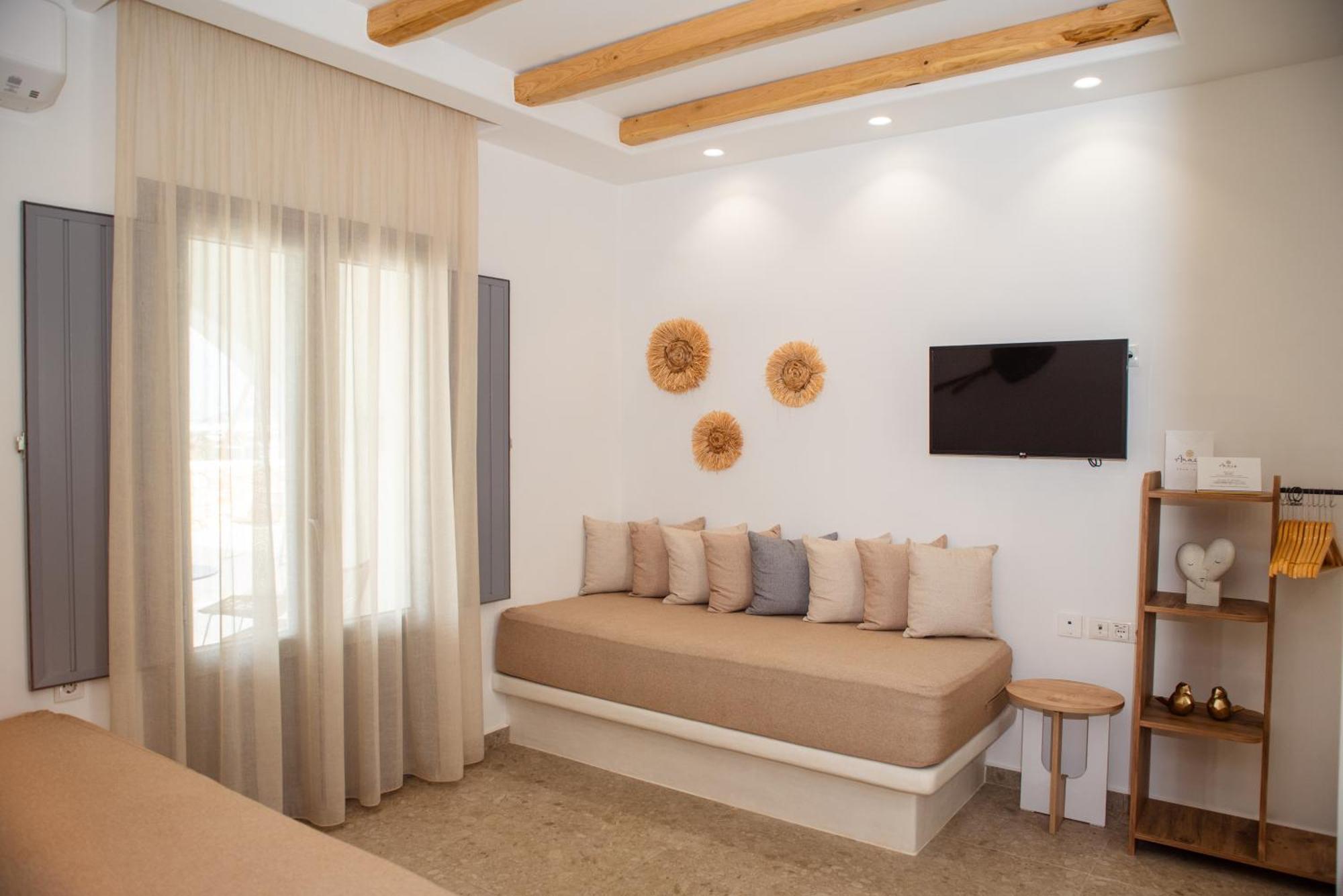 Anais Of Naxos Hotel Agia Anna  ภายนอก รูปภาพ